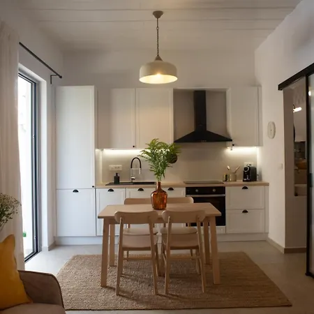 Clementine's House * 아르고스톨리온