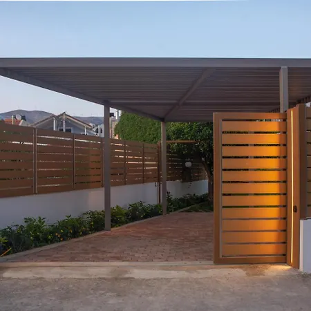 Clementine's House *