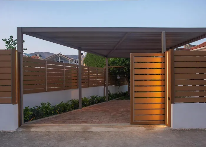 Clementine's House *